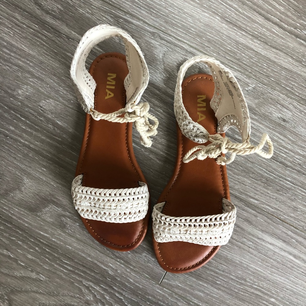 Never worn MIA ankle strap sandals